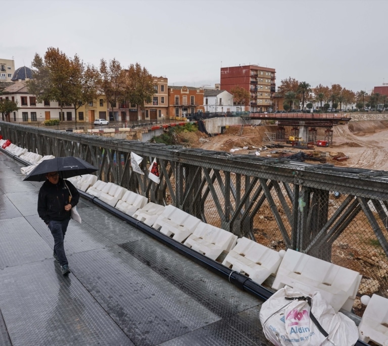 La Aemet alerta de la peor fase del temporal en Valencia esta tarde y madrugada, con aviso rojo en el litoral