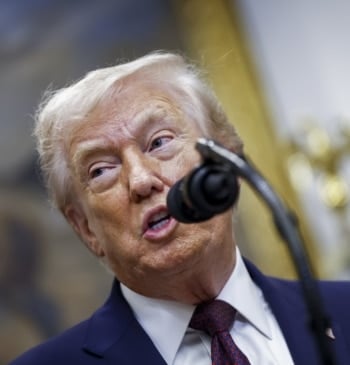 Trump ordena construir dos buques de guerra "cien veces más poderosos" que [...]