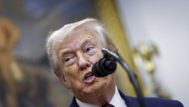 Trump ordena construir dos buques de guerra "cien veces más poderosos" que llevarán su nombre