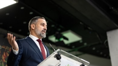 Abascal insta a Guardiola a aclarar si quiere ir de la mano de Vox antes de exigir condiciones: "Si no, que pacte con PSOE o Podemos"