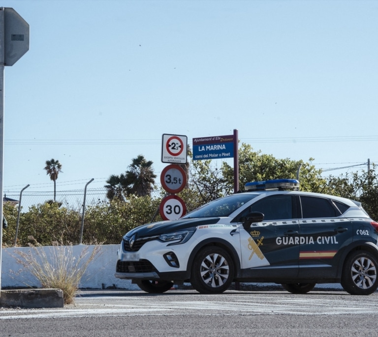 Localizan el cuerpo del motorista arrastrado por la corriente en Granada
