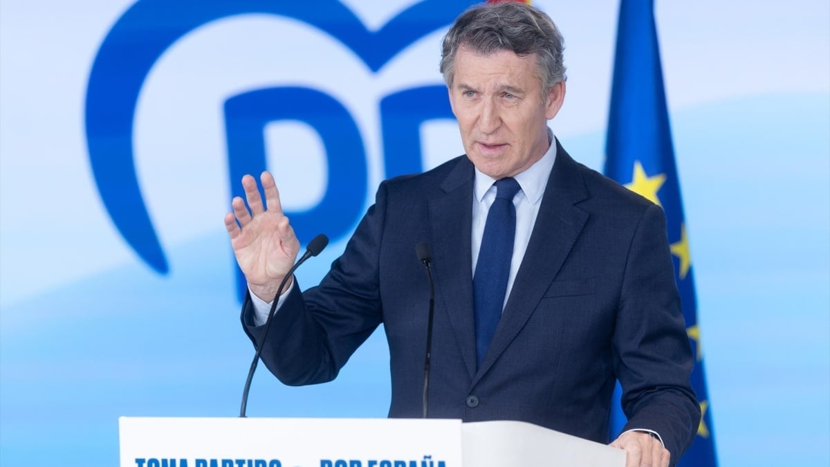 La juez de la DANA pide a Feijóo sus mensajes con Mazón y da luz verde a que declare por videoconferencia