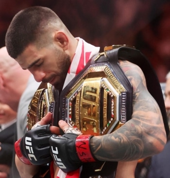 Ilia Topuria en 2025: doble campeón de la UFC y símbolo del [...]
