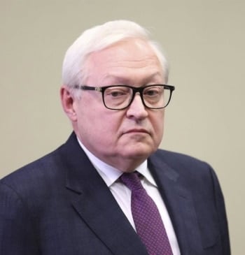 Rusia señala que el borrador de Zelenski "difiere radicalmente" del plan negociado [...]