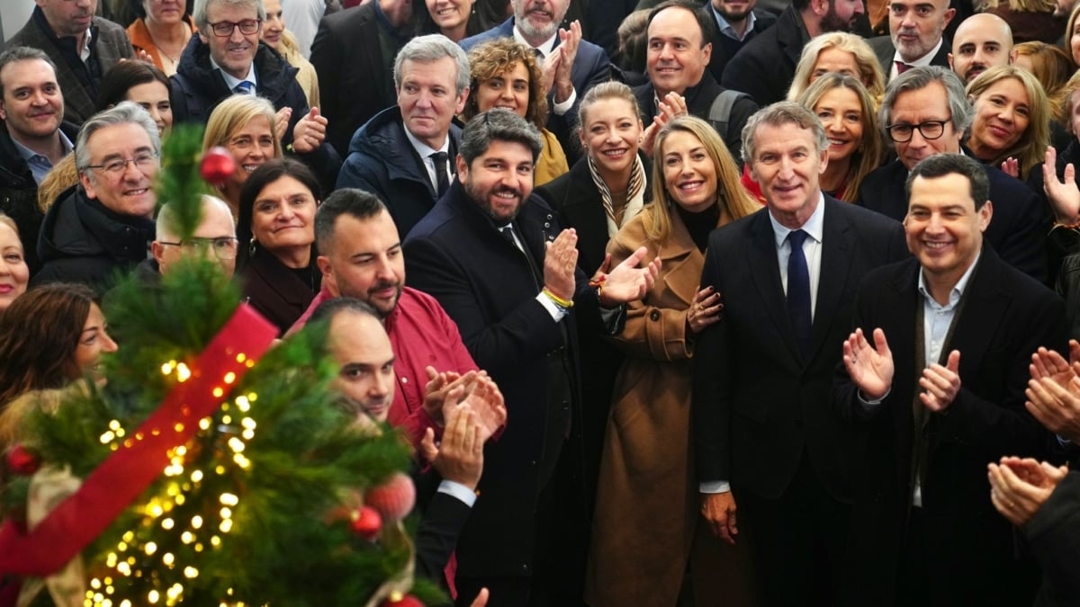 Feijóo pide a Abascal que no se equivoque de adversario y asuma el mensaje de las urnas: "Quieren que les gobierne el PP"