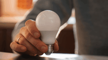 Precio de la luz hoy, 22 de diciembre de 2025: cómo ajustar la potencia contratada para pagar menos