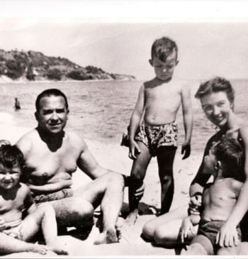 El hijo de Santiago Carrillo que desvela el secreto de la familia: [...]