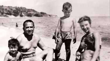 El hijo de Santiago Carrillo que desvela el secreto de la familia: “Es algo que mi madre nunca quiso contar”