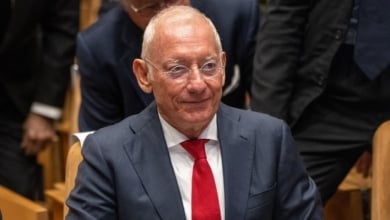 Los hijos de Isak Andic ofrecen 27 millones a la pareja de su padre para cerrar el conflicto de su herencia