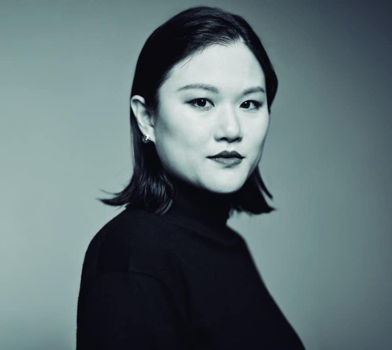 Karen Hao: “La democracia no sobrevivirá si dejamos a las empresas de IA expandirse sin rendir cuentas”