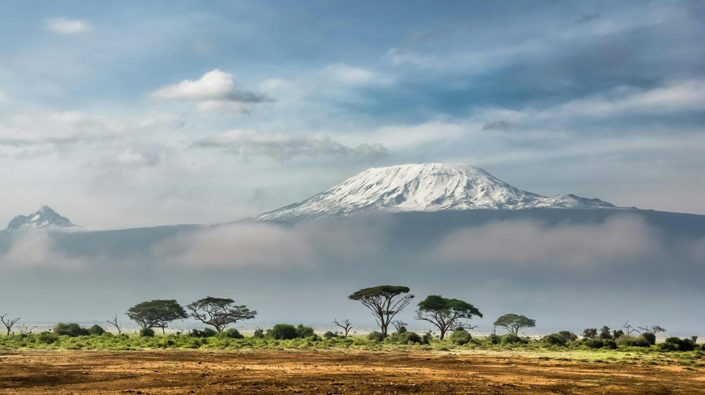 Tragedia en el Kilimanjaro al estrellarse un helicóptero de rescate médico