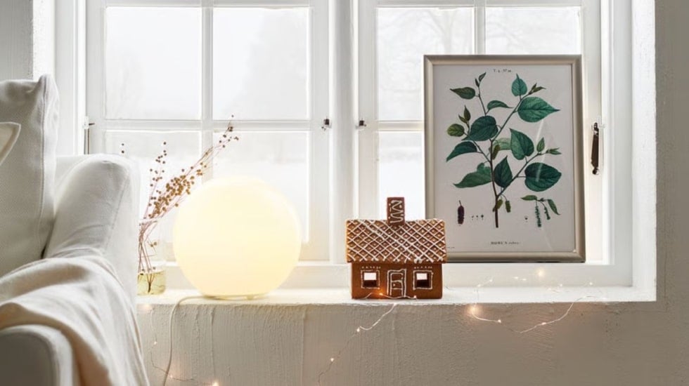 La lámpara de mesa más vendida de IKEA baja su precio a solo 15€