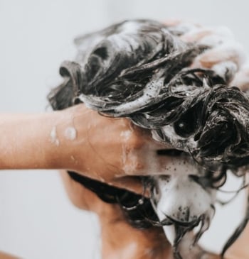 Estos son los errores que todas las personas cometen al lavarse el [...]