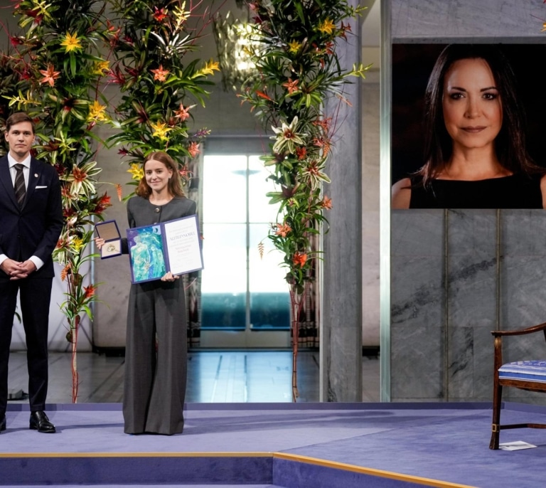 Ana Corina, hija de la Nobel de la Paz: "Mi madre lucha por una Venezuela libre y no va a renunciar"