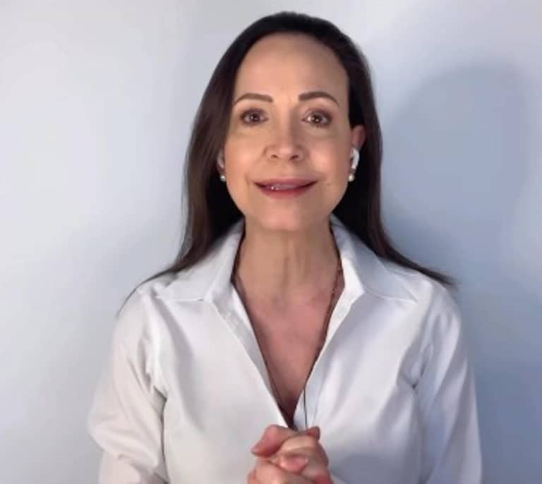 María Corina Machado salió ya de Venezuela y estará presente en la entrega del Nobel en Oslo