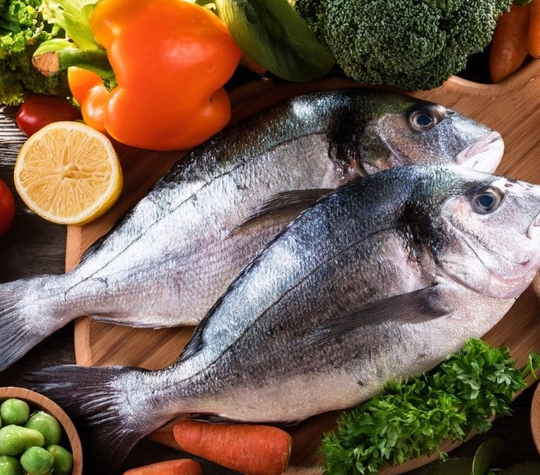 Martín Berasategui desvela cómo debes lavar los pescados para las comidas de Navidad