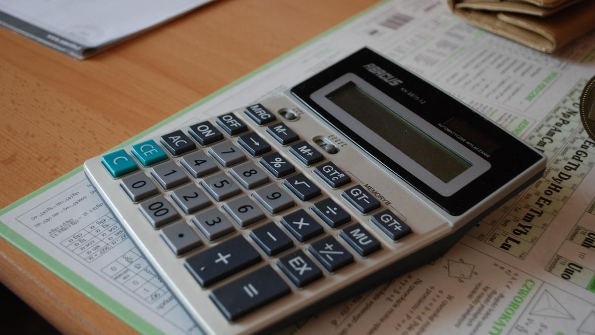 Matemáticas para el ahorro: cómo calcular la cuota real de un préstamo antes de firmar