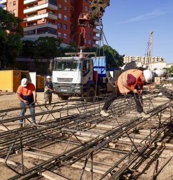 Una necrópolis romana desconocida hasta la fecha obliga a replantear la obra [...]