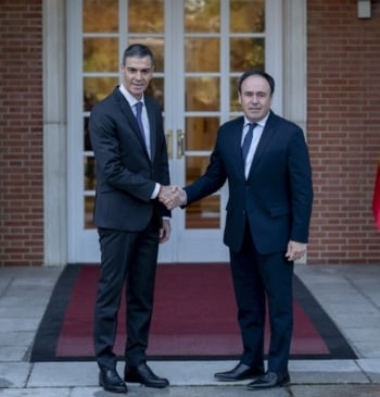 Pérez Llorca pide a Sánchez celeridad en ayudas e infraestructuras: "Se ha [...]