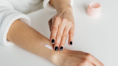 Dermatólogos alertan de las consecuencias para la vejez de no cuidar la piel