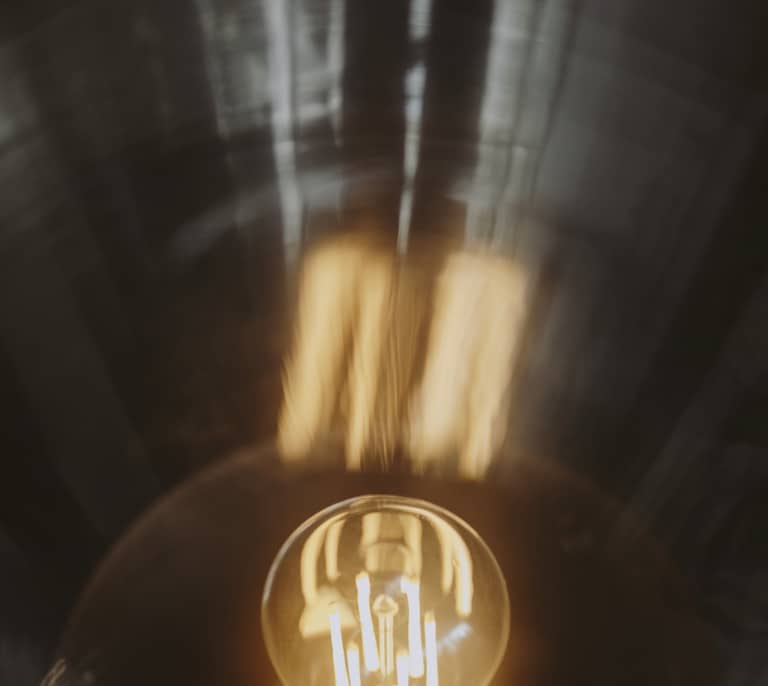 Precio de la luz hoy, 23 de diciembre de 2025: la relación entre el coste del gas y la electricidad