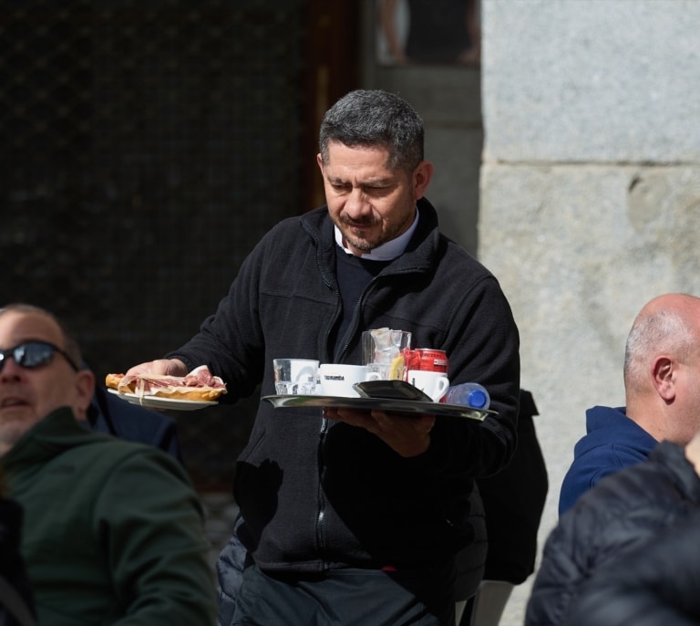 La Seguridad Social pierde 14.000 afiliados y el paro se reduce en casi 19.000 personas