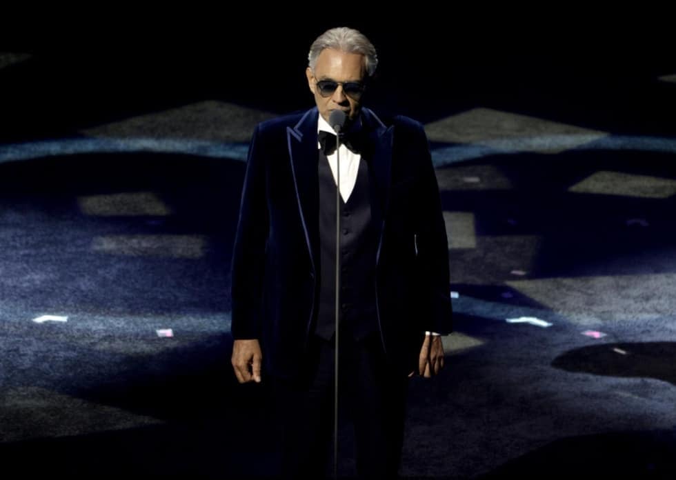 WASHINGTON (United States), 05/12/2025.- Italian tenor Andrea Bocelli performs during the FIFA World Cup 2026 Final Draw ceremony at the Kennedy Center in Washington DC, USA, 05 December 2025. (Mundial de Fútbol) EFE/EPA/SHAWN THEW