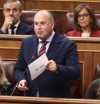 El PP cita a Cerdán y al hijo de Ábalos a declarar [...]