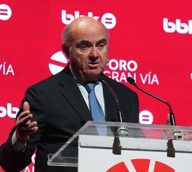 El BCE cumple con lo esperado por los mercados y mantiene los tipos por cuarta vez en el 2%