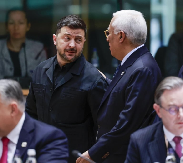 La UE acuerda una ayuda a Ucrania de 90.000 millones sin recurrir a los activos rusos