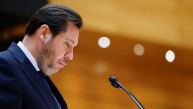 Puente descarta dimitir y promete ir al funeral de Estado: "Miraré a la cara a las víctimas. Yo sí he hecho mi trabajo"