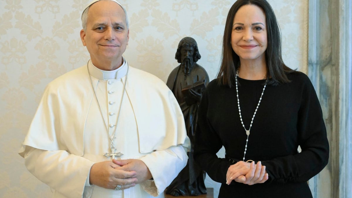El papa León XIV y María Corina Machado, en El Vaticano.