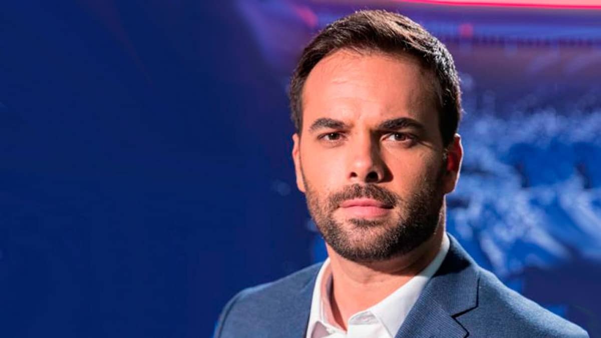 RTVE elige a Álex Barreiro como sustituto temporal de Silvia Intxaurrondo