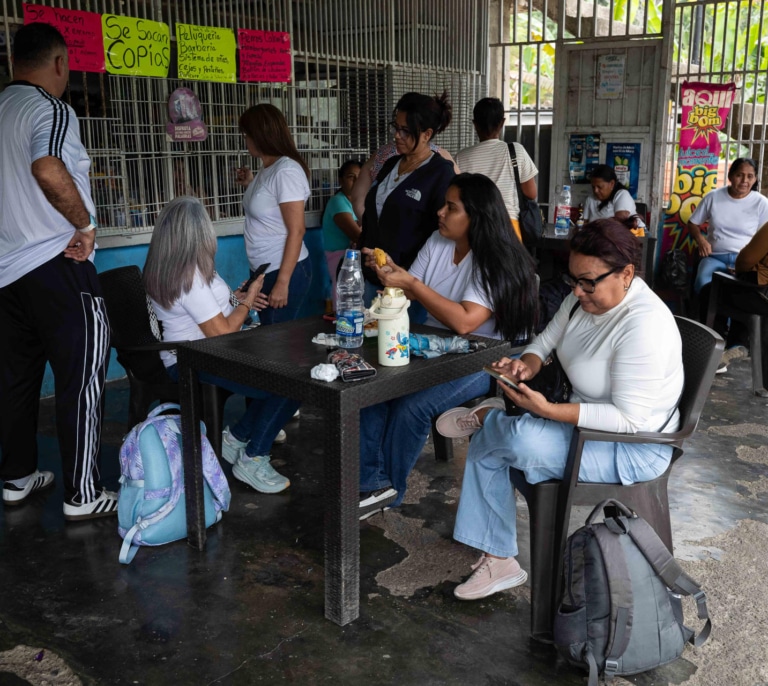 El régimen chavista libera a cuentagotas: tres nuevos excarcelados que elevan la cifra a 17