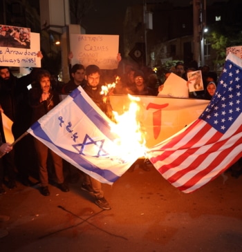 Irán, el pozo en llamas con el que Trump quiere dominar el [...]