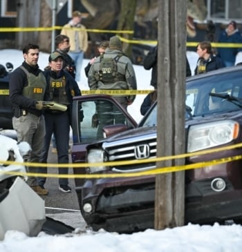 Minnesota declara el estado de emergencia tras la muerte de una mujer [...]