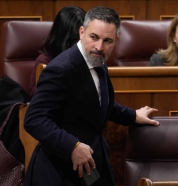 Vox aprovecha el rechazo a la regularización de inmigrantes del Gobierno para [...]