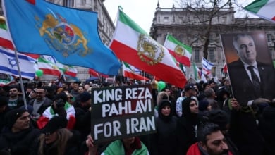 Quién es Reza Pahlavi, el hombre que llama a los iraníes a “no retroceder”