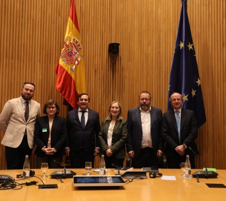 Políticos y expertos en salud pública llaman a reforzar el papel de la sanidad en la autonomía estratégica