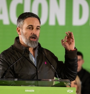 El voto de los extranjeros nacionalizados en Aragón puede decidir hasta 5 [...]