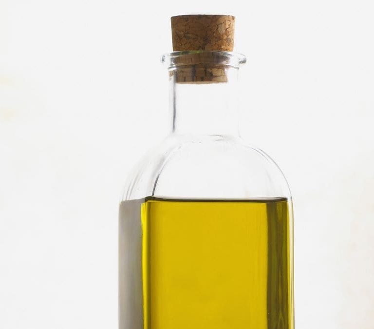 La OCU elige el mejor aceite de oliva en este 2026