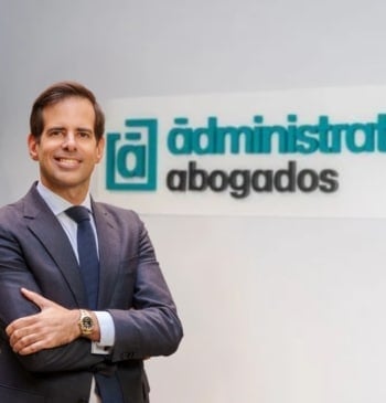 Antonio Benítez Ostos, abogado: "Siete de cada diez sentencias no son ejecutadas [...]