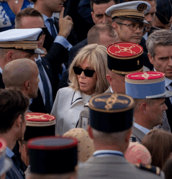 Una médium y un galerista, entre los condenados por ciberacoso a Brigitte [...]