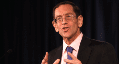 Maduro ficha al mediático abogado republicano que criticó su detención: "Venezuela será el Waterloo de Trump"