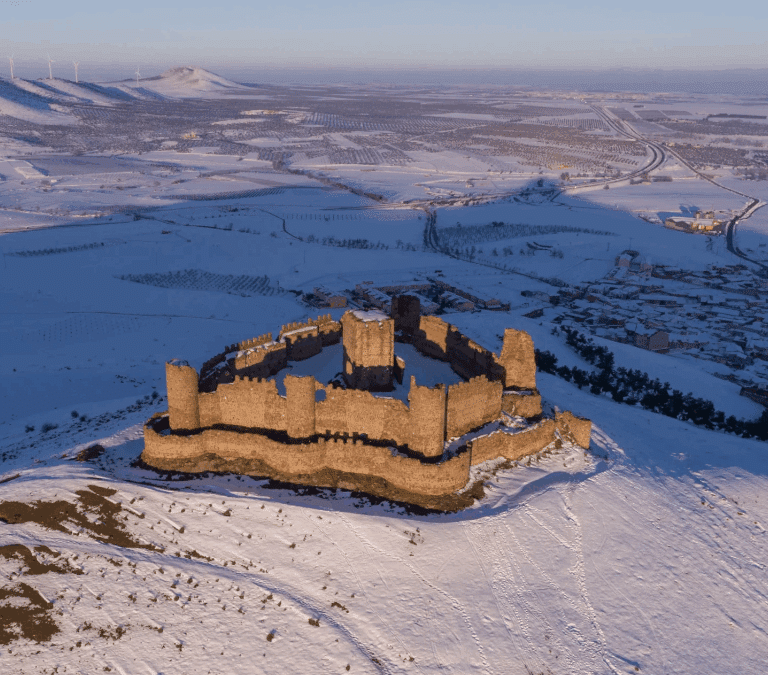Castillos, aceite y calidad: la Diputación de Toledo presenta en FITUR su hoja de ruta turística para 2026