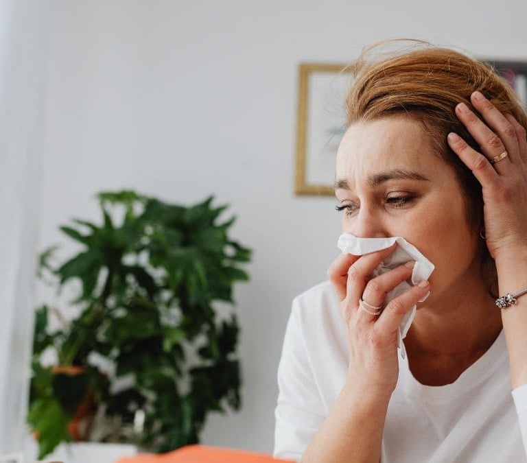 Los síntomas que indican que un catarro puede convertirse en algo más grave