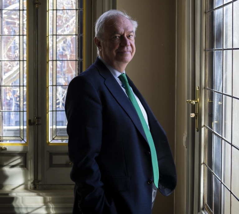 “Juan Carlos I trasladó a Reino Unido que España no quería Gibraltar. Fue una de sus intervenciones directas”