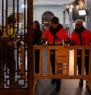 Puente no descarta el "ciberataque" por el 'baile' de suspensiones de Rodalies