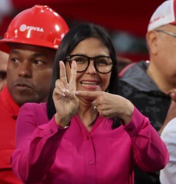 Delcy Rodríguez anuncia una amnistía para presos políticos y el cierre del [...]