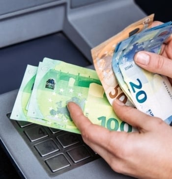 Hacienda anuncia nuevas sanciones para quienes ingresen o retiren dinero sin declarar